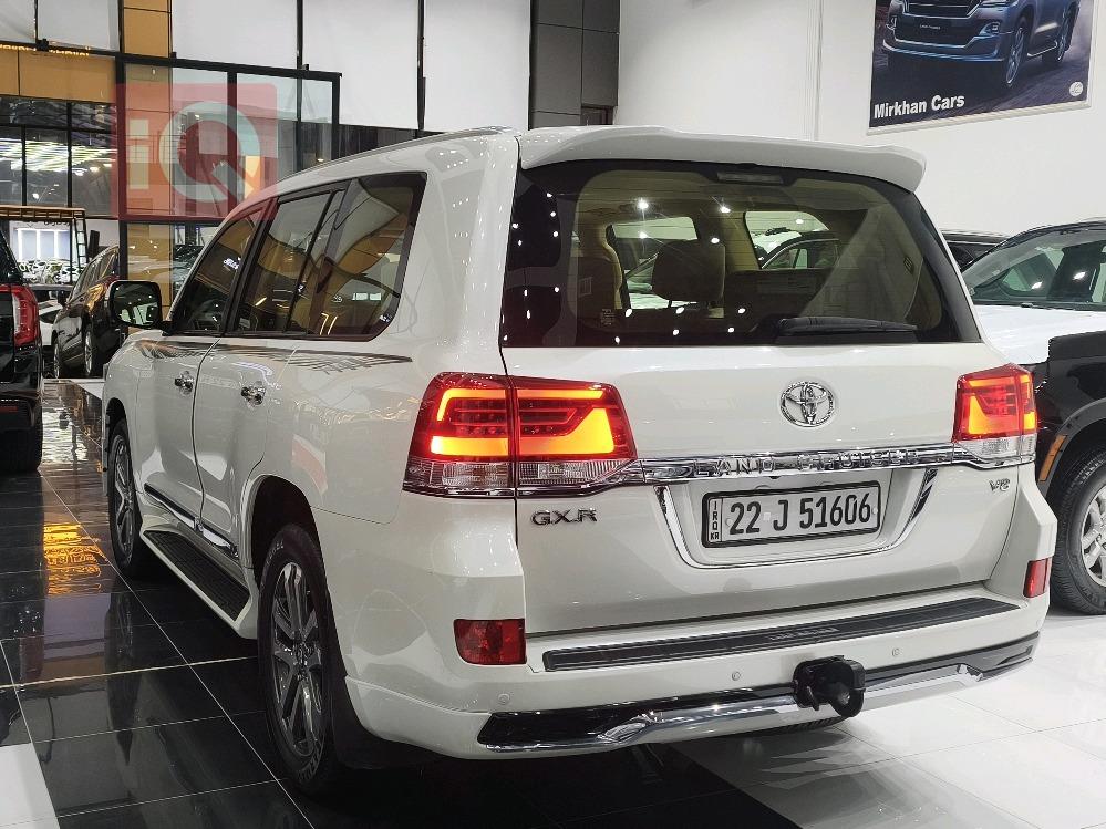 تويوتا لاندكروزر